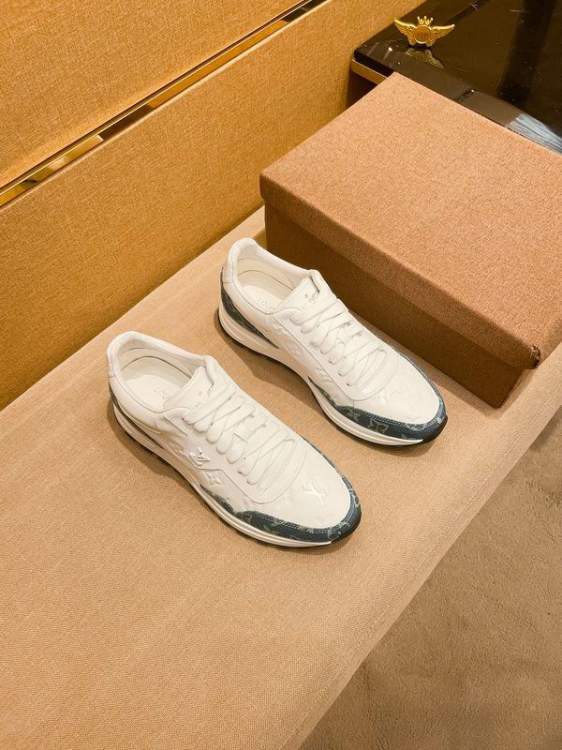 Picture of Louis Vuitton Shoes _SKULVsz38-44mnf0312716986